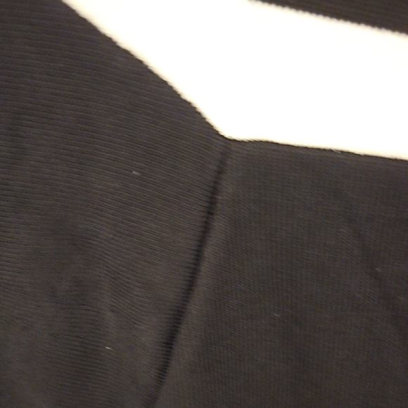 White House Black Market Black and White Tank Top - Picture 10 of 10